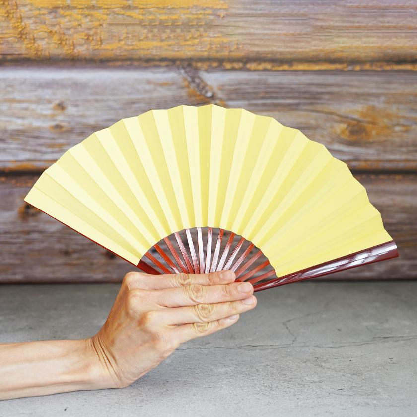 【扇子】女持 色無地 黄 溜塗 | 江戸扇子|雲錦堂 深津扇子店 - Image 5