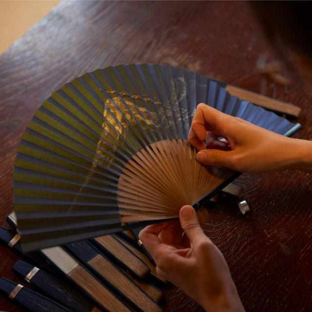 【扇子】色は匂へと 香りの扇 うつし香 あわ雪×沈香 (男女兼用) | 京扇子 | 大西常商店(名入れ受付停止中) - Image 12