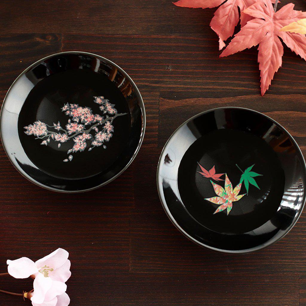 【平盃2点セット】温感 桜・紅葉 平盃 (黒) | 美濃焼 | 丸モ高木陶器