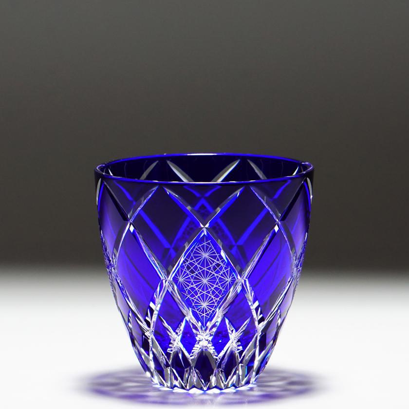 【ぐい呑】菊と矢来 -kiku yarai- (青)|切子 - Image 5