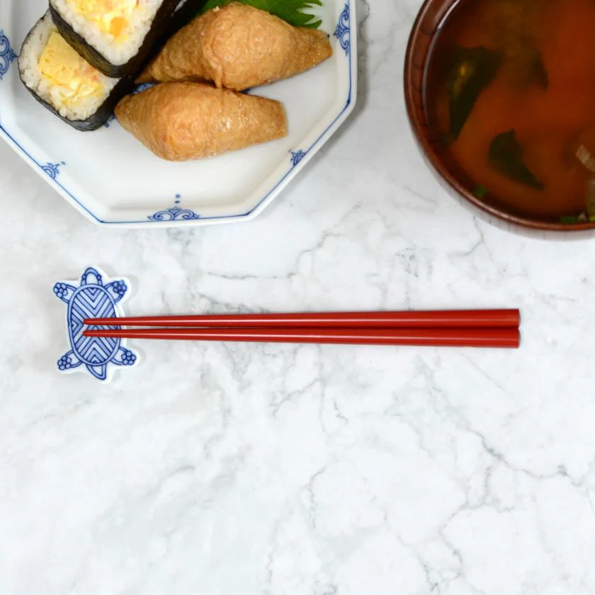 【輪島うるし箸 】橋本幸作漆器店 干支 こども箸 たつ 朱 (1膳, 名入れ可) - Image 2