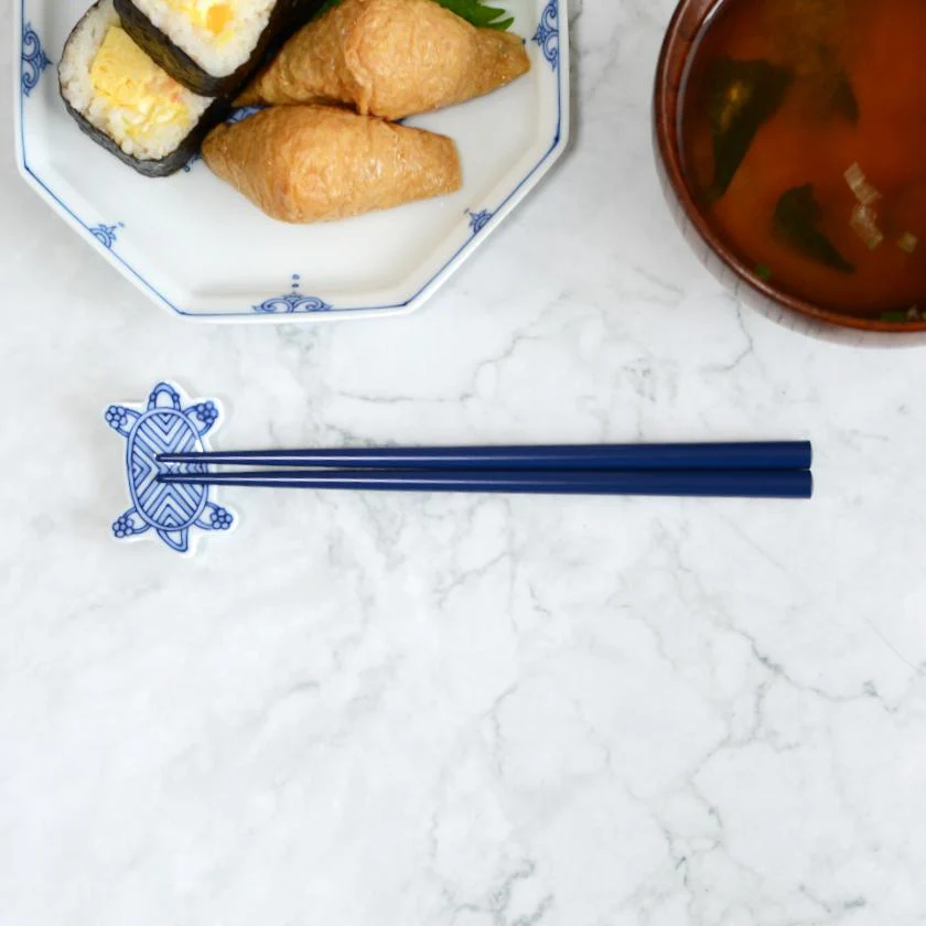 【輪島うるし箸 】橋本幸作漆器店 干支 こども箸 とり 藍 (1膳, 名入れ可) - Image 2