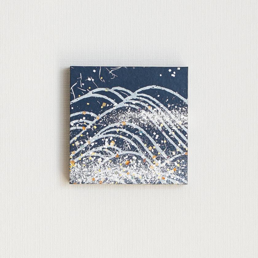 【アートパネル】夏 大波・藍 (S) | 金銀砂子細工 | 逸品集(菊池襖紙工場)
